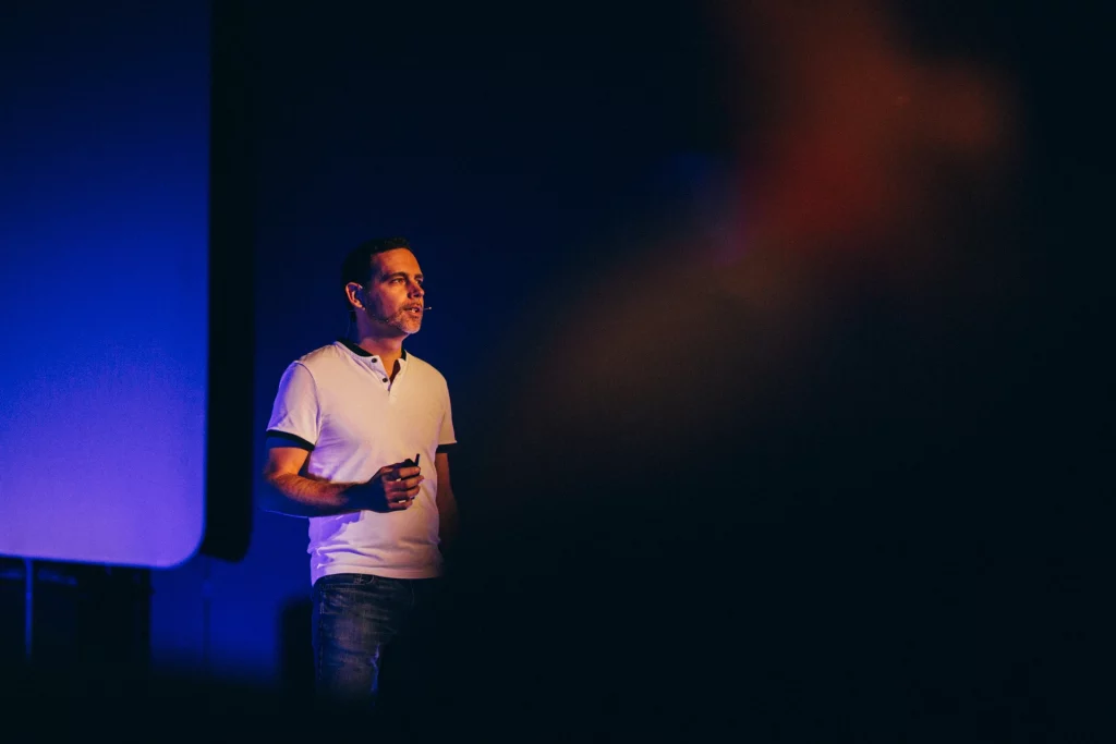 Photo d'un workshop organiser par underside autour des chatbots au kinepolis imagibraine