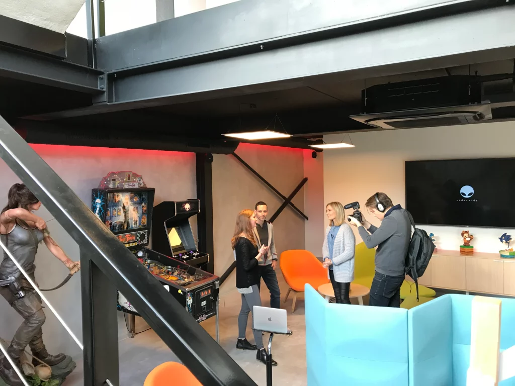 Photo lors d'une émission "C'est du Belge"